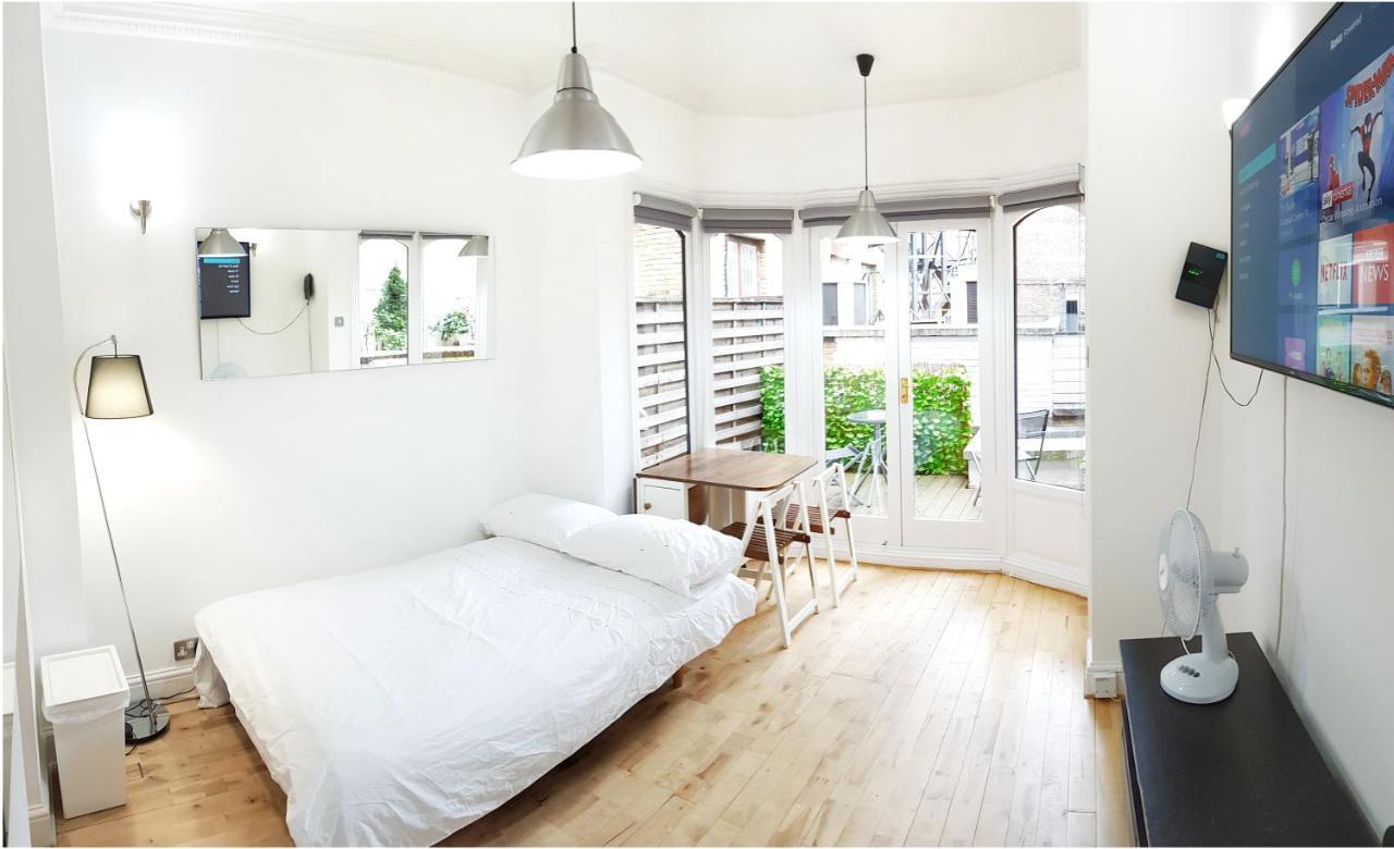 TERRACE 2 BEDROOM APARTMENT- WIFI-Covent Garden Apartment *
