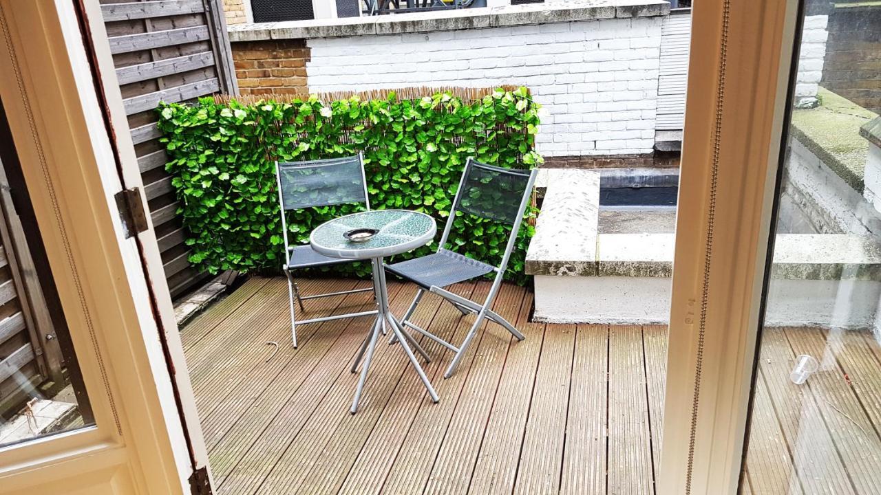TERRACE 2 BEDROOM APARTMENT- WIFI-Covent Garden Apartment *