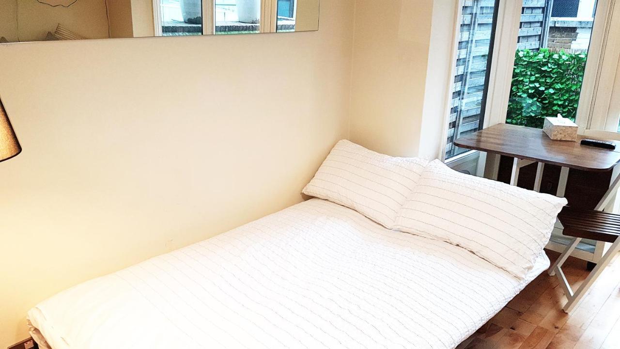 TERRACE 2 BEDROOM APARTMENT- WIFI-Covent Garden Apartment *